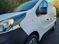 VAUXHALL VIVARO