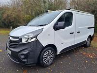 VAUXHALL VIVARO