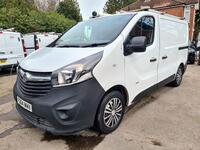 VAUXHALL VIVARO