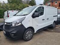 VAUXHALL VIVARO