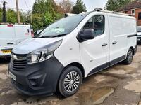 VAUXHALL VIVARO