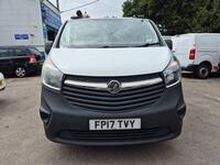 VAUXHALL VIVARO